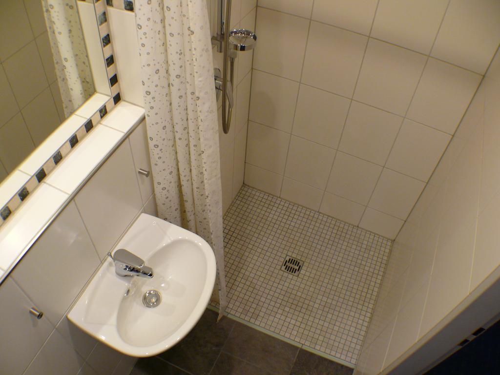Hotel Garni Pension Ruth Mutterstadt Rom bilde