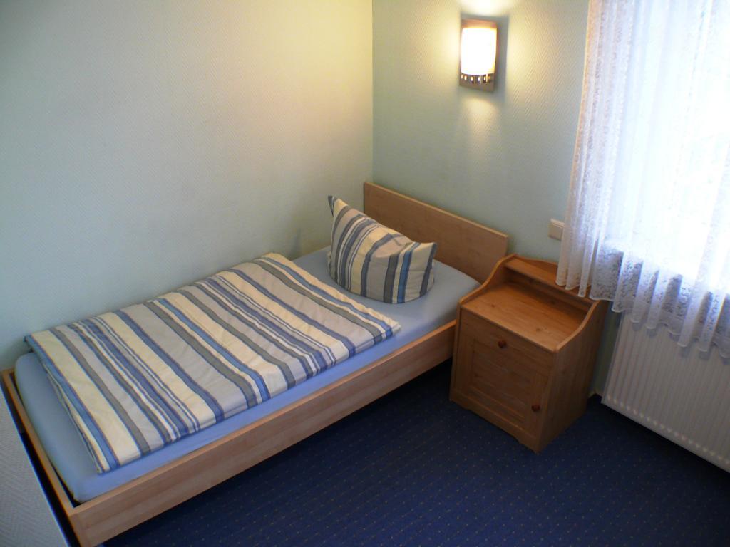Hotel Garni Pension Ruth Mutterstadt Rom bilde