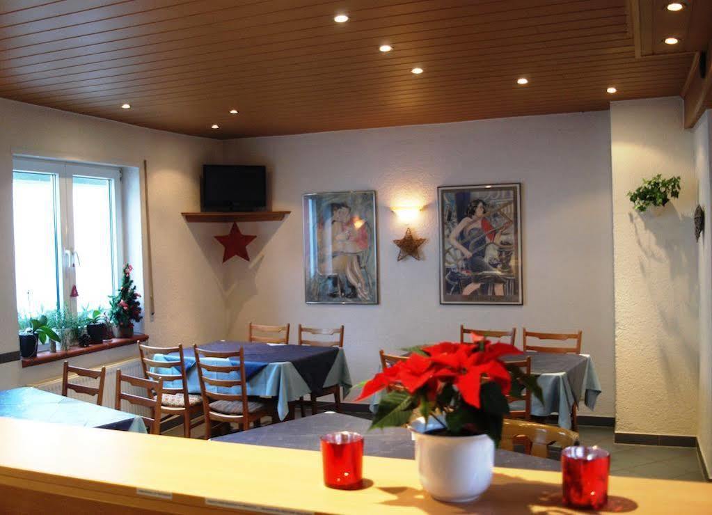 Hotel Garni Pension Ruth Mutterstadt Eksteriør bilde